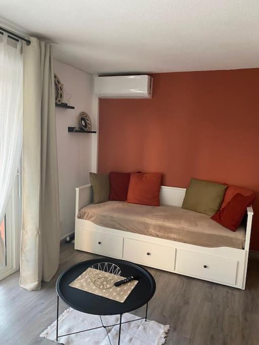 Appt 2 Pieces Port Frejus - Mega Terrasse + Garage Apartment Exterior photo